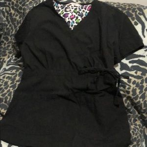 Black babydoll staple scrub top